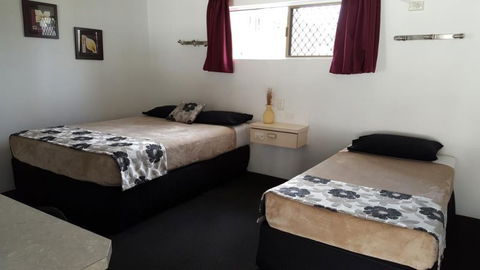 Siesta Villa Motel - Mackay Tourism 5