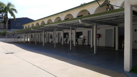 Siesta Villa Motel - Mackay Tourism 8