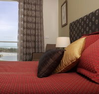 Lady Bay Resort - Mackay Tourism