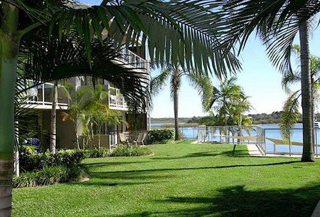 Noosa Shores Resort - Mackay Tourism 3