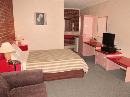 Werribee Motel  Apartments - Mackay Tourism