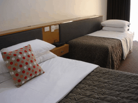 Burkes Hotel Motel - Mackay Tourism 2