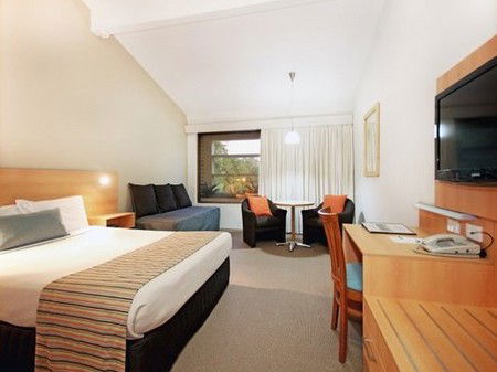 Quality Hotel Airport International - Mackay Tourism 2