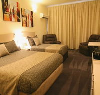 Adelaide Granada Motor Inn - Mackay Tourism