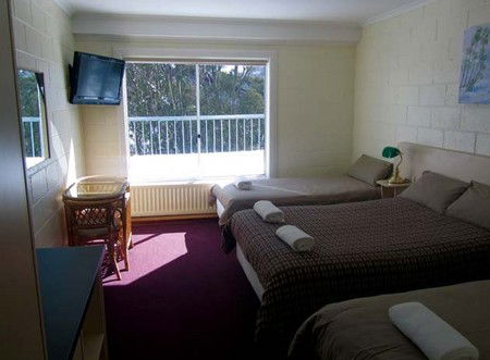 Falls Creek Hotel - Mackay Tourism 0