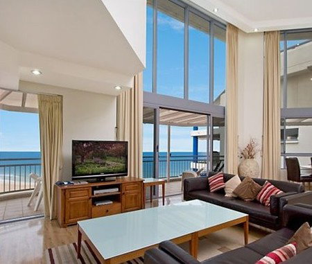 Oceanside Resort - Mackay Tourism 1