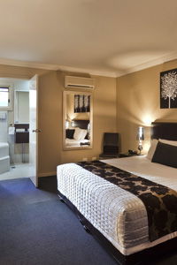 Ambassador On Ruthven - Toowoomba - Mackay Tourism 1