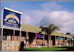 Lakes Jakaranda Holiday Units - Mackay Tourism 1
