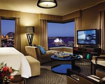 Four Seasons Hotel - Mackay Tourism 2
