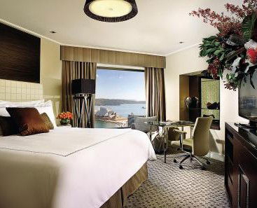 Four Seasons Hotel - Mackay Tourism 3