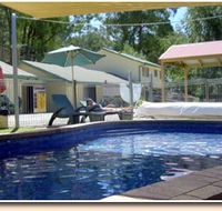 Snow View Holiday Units - Mackay Tourism