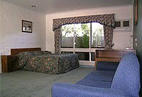 Snowgum Motel - Mackay Tourism 1