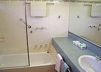 Snowgum Motel - Mackay Tourism 3