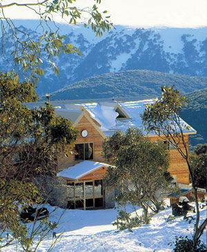 Summit Ridge Alpine Lodge - Mackay Tourism 0