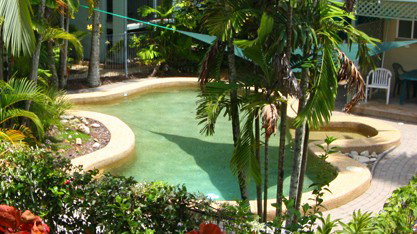 Coral Reef Resort  Holiday Apartments - Mackay Tourism 2