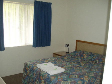 Gale Street Motel And Villas - Mackay Tourism 1