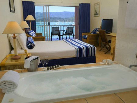 Coral Sea Resort - Mackay Tourism 5