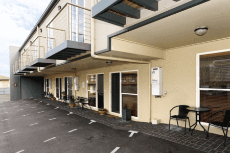 Best Western Beaches Apartments - Mackay Tourism 2