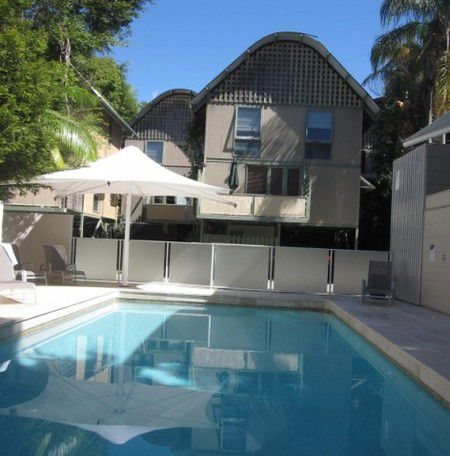 The Hastings Beach Houses - Mackay Tourism 0