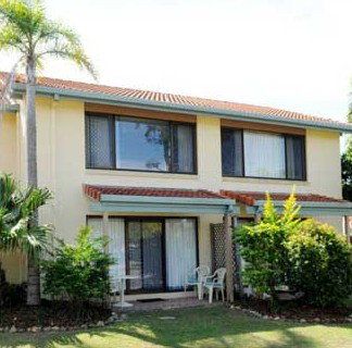 Wolngarin Holiday Resort - Mackay Tourism 2