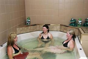 Koonwarra Family Holiday Park - Mackay Tourism 3