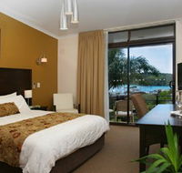 Whale Motor Inn - Mackay Tourism