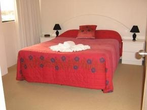 Beachfront Towers - Mackay Tourism 3