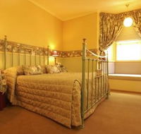 The Russell Hotel - Mackay Tourism