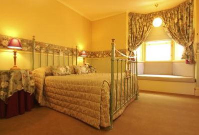 The Russell Hotel - Mackay Tourism 0