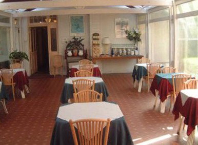 Mclaren Hotel - Mackay Tourism 1