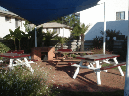 Peninsular Apartments - Mackay Tourism 1
