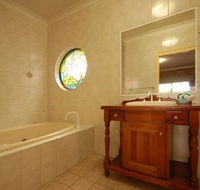 Country Gardens Motor Inn - Mackay Tourism