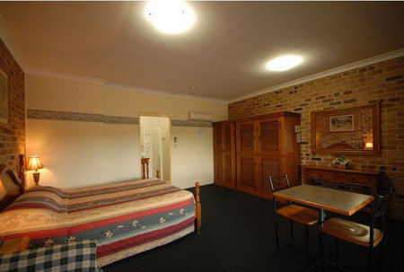 Country Gardens Motor Inn - Mackay Tourism 2