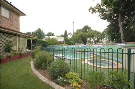 Country Gardens Motor Inn - Mackay Tourism 5