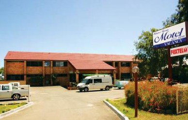 Windsor Terrace Motel - Mackay Tourism 0