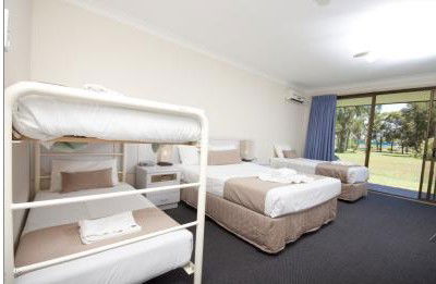 Island Palms Motor Inn - Mackay Tourism 2