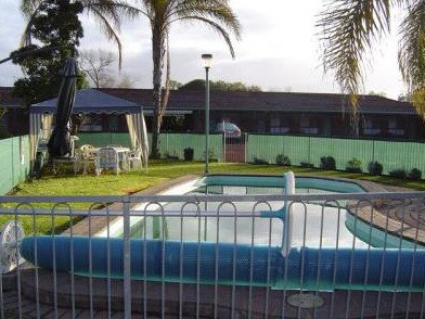 Kanimbla Motor Inn - Mackay Tourism 0