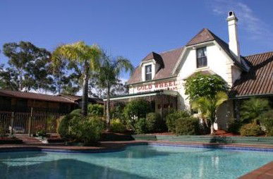 Maclin Lodge Motel - Mackay Tourism 3