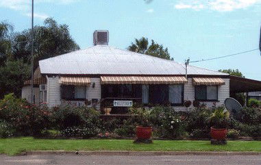 Injune Motel - Mackay Tourism 1