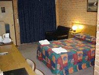Royal Palms Motor Inn - Mackay Tourism 1