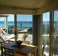 The Macs Beachfront Villas