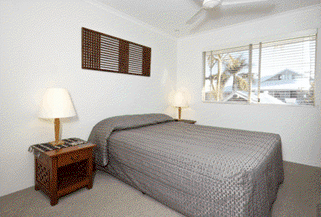 Pelican Beach Resort - Mackay Tourism 1
