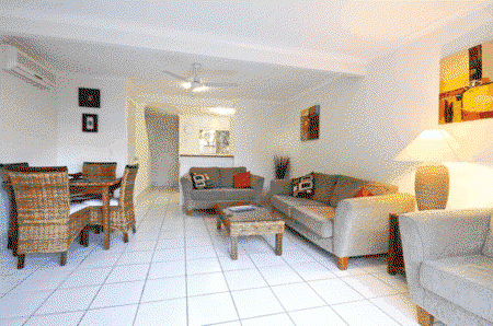 Pelican Beach Resort - Mackay Tourism 3