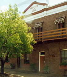 The Old Exchange Bed And Breakfast - Mackay Tourism 0