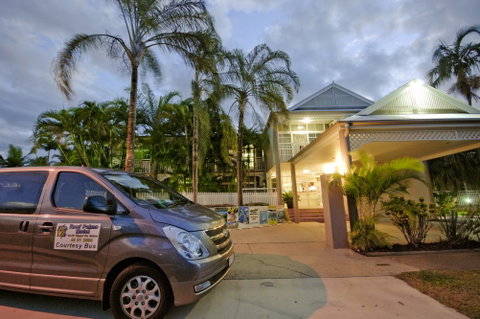 Reef Palms - Mackay Tourism 0