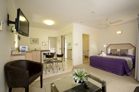 Reef Palms - Mackay Tourism 1