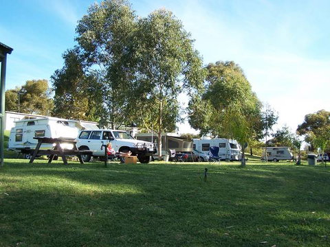Robinvale Weir Caravan Park - Mackay Tourism 2