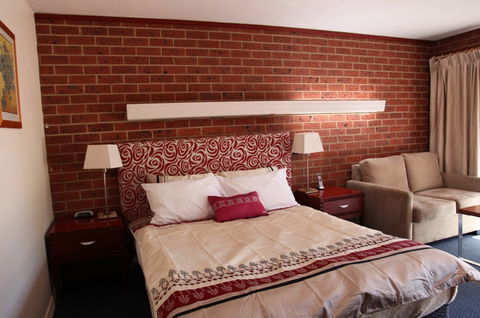 Carnegie Motor Inn And Serviced Apartments - Mackay Tourism 0