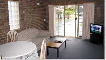 Southern Cross Holiday Apartments - Mackay Tourism 0