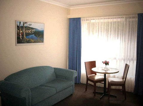 Victoria Lodge Motor Inn And Apartments - Mackay Tourism 4